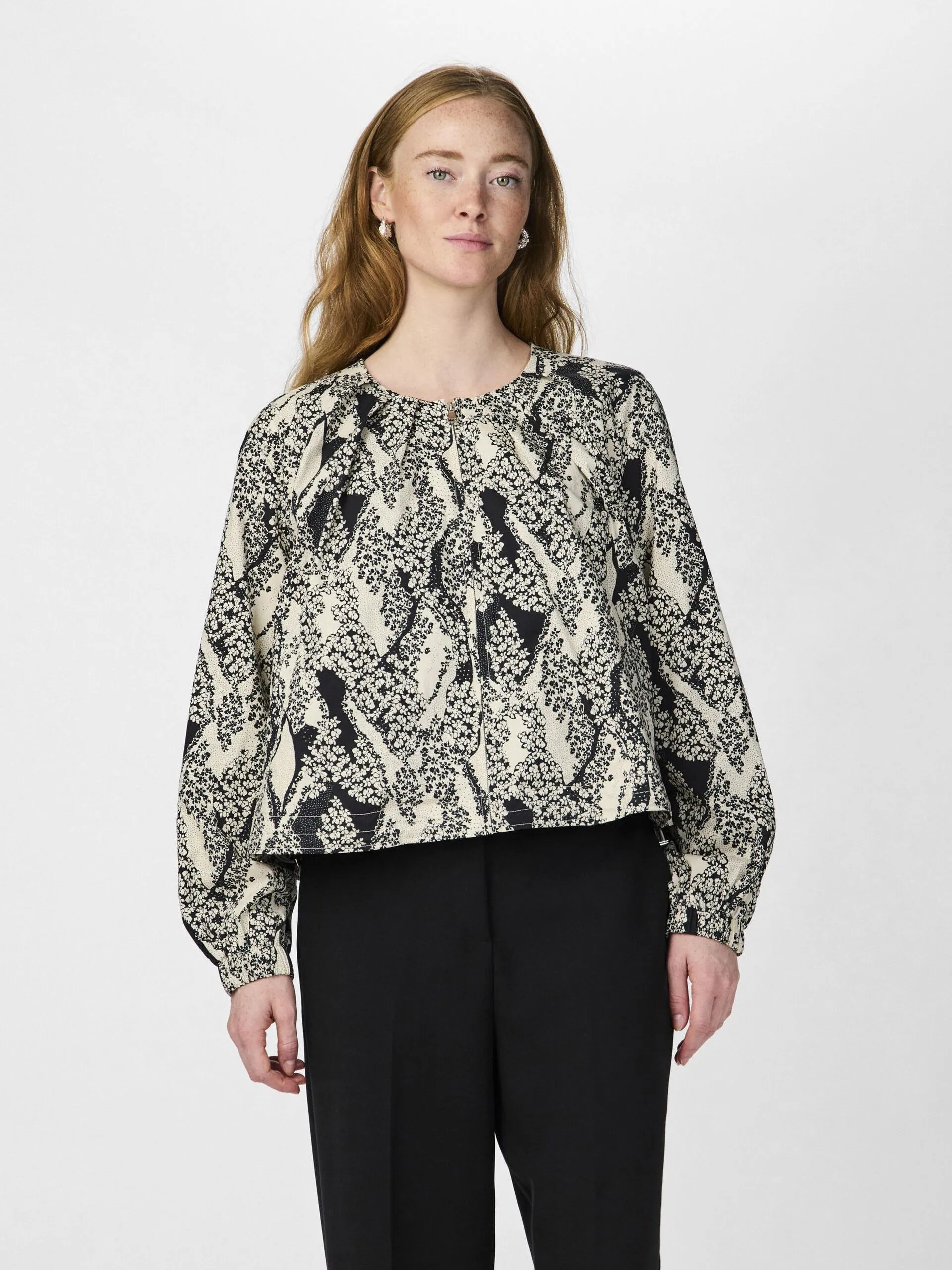 Mera Bomber Jacket - Black & Cream