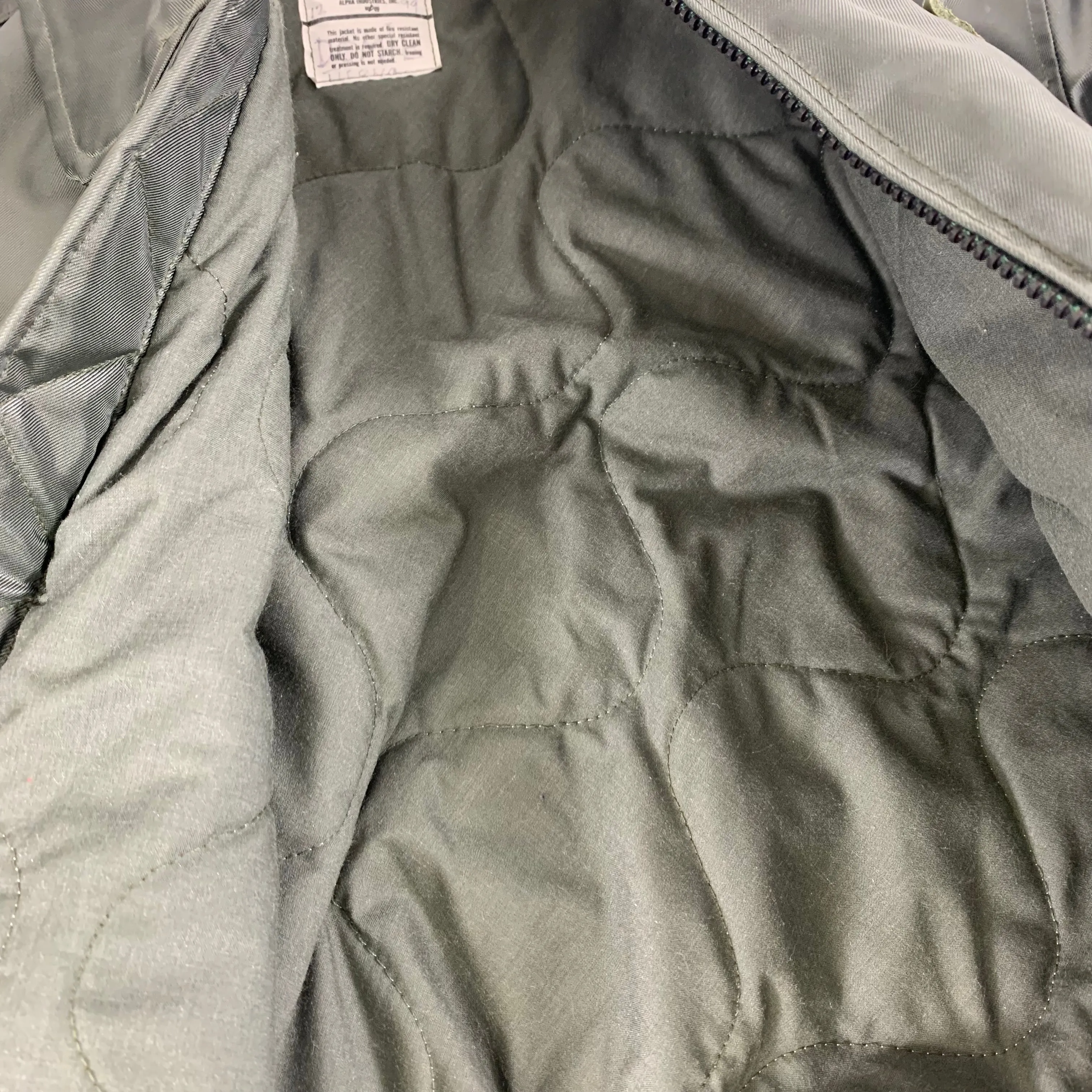 Vintage Alpha Industries "Cold Weather" Flyer's Jacket 45/p